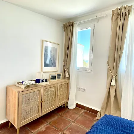 Country house Bunker House Algeciras